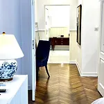 아파트호텔 Mondrian Luxury Old Town 바르샤바