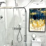 Mondrian Luxury Old Town