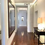 Mondrian Luxury Old Town 바르샤바