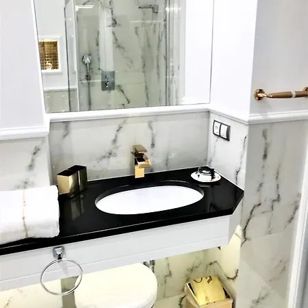 Apartmanhotel Mondrian Luxury Old Town