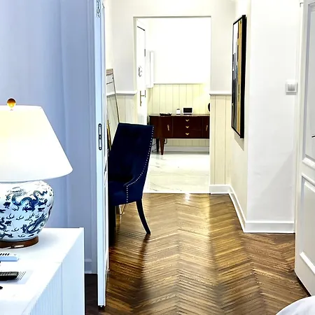 Apartmanhotel Mondrian Luxury Old Town Varsó
