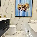 Aparthotel Mondrian Luxury Old Town Varsavia