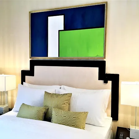 Mondrian Luxury Suites & Apartments Old Town