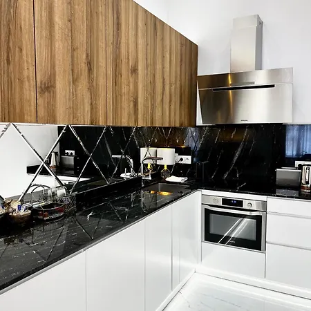 Mondrian Luxury & Old Town Ξενοδοχείο με διαμερίσματα Βαρσοβία