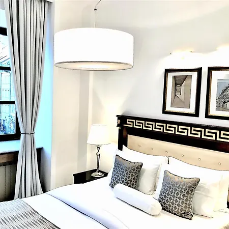 Aparthotel Mondrian Luxury Suites & Apartments Old Town