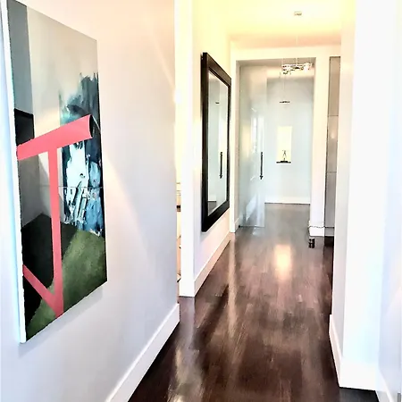 Mondrian Luxury Suites & Apartments Old Town