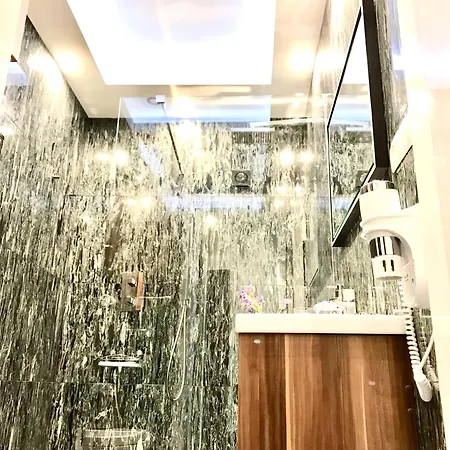 Mondrian Luxury & Old Town Βαρσοβία