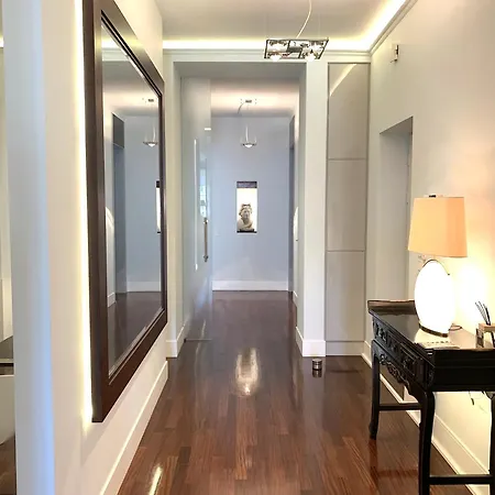 Mondrian Luxury Suites & Apartments Old Town Warsaw