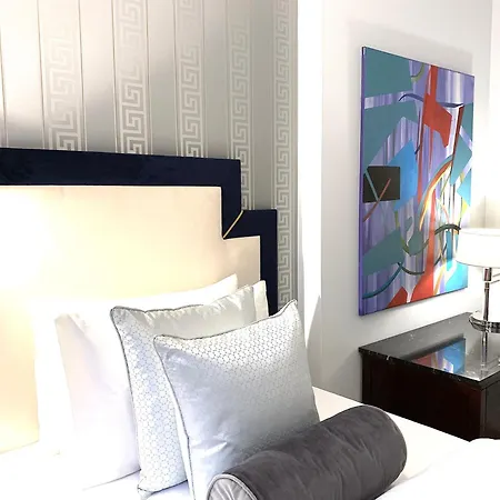 Mondrian Luxury Old Town 4* Βαρσοβία
