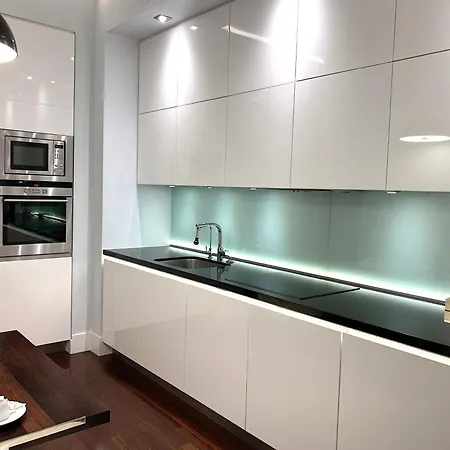 Mondrian Luxury Old Town Ξενοδοχείο με διαμερίσματα Βαρσοβία