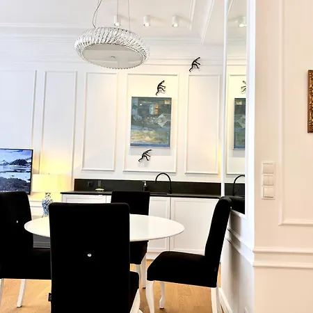 Aparthotel Mondrian Luxury Apartments Old Town Warschau