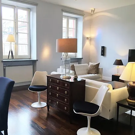 Mondrian Luxury & Old Town