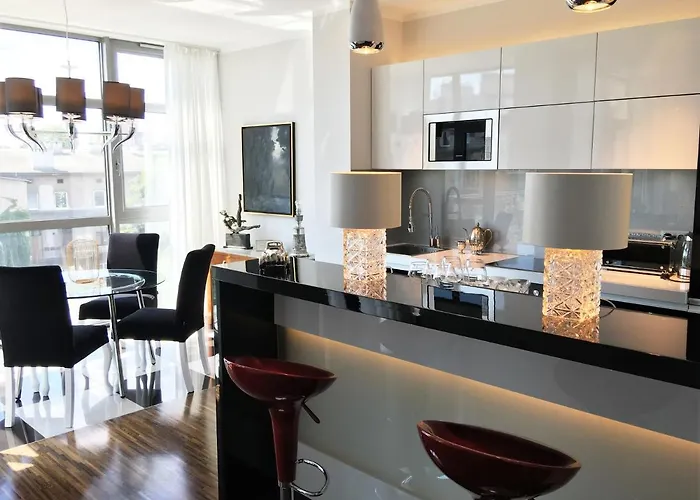 Hotel apartamentowy Mondrian Luxury Old Town 4*