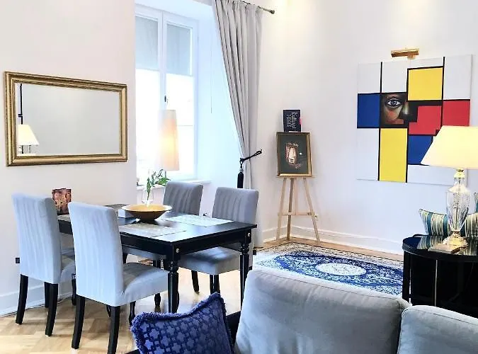 Hotel apartamentowy Mondrian Luxury Old Town