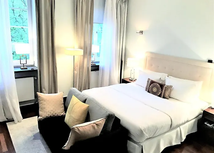 Mondrian Luxury Old Town 4* Warszawa