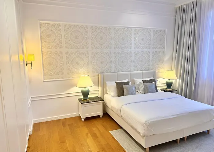 Mondrian Luxury Old Town Warszawa